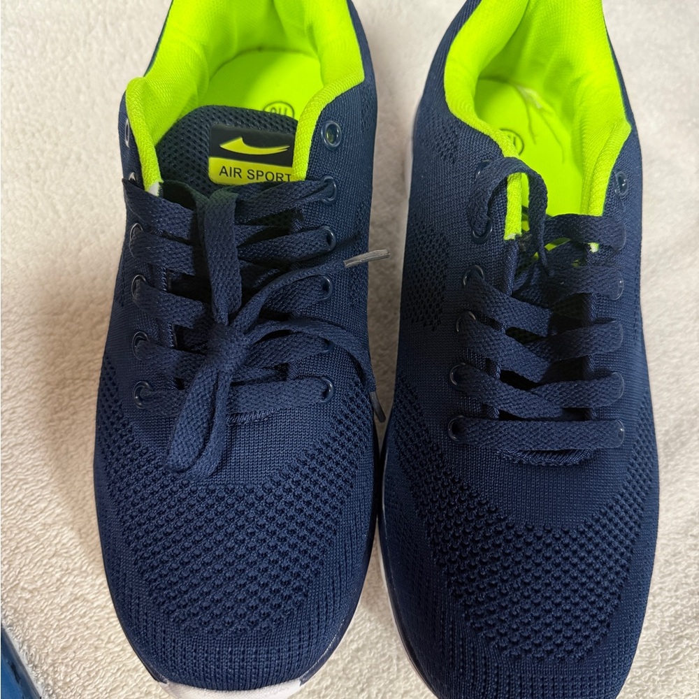 Air Sports Men's Navy Blue Sneakers size 8H